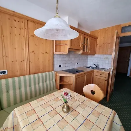 Aparthotel Riposo Colfosco