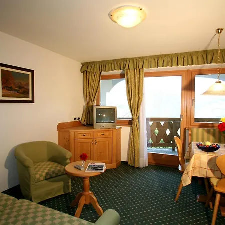 Riposo Aparthotel Colfosco