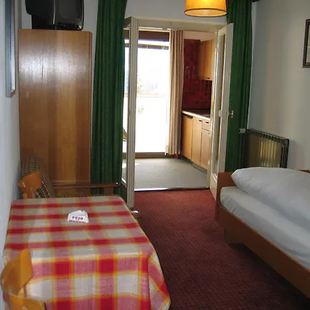Riposo Aparthotel 3*