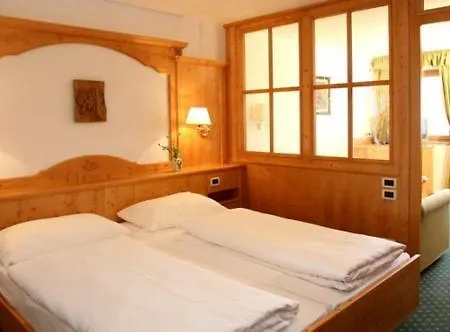 Riposo 3* Colfosco